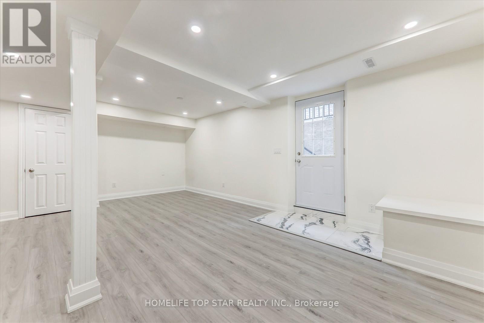 28 Willowbrook Drive, Whitby, Ontario  L1R 1S7 - Photo 8 - E12513464