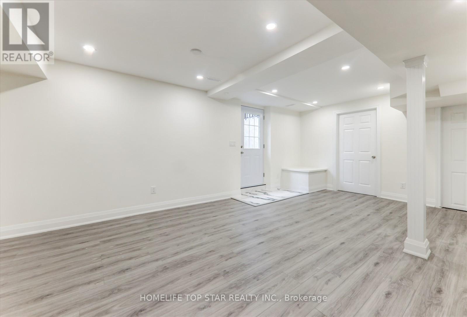 28 Willowbrook Drive, Whitby, Ontario  L1R 1S7 - Photo 9 - E12513464