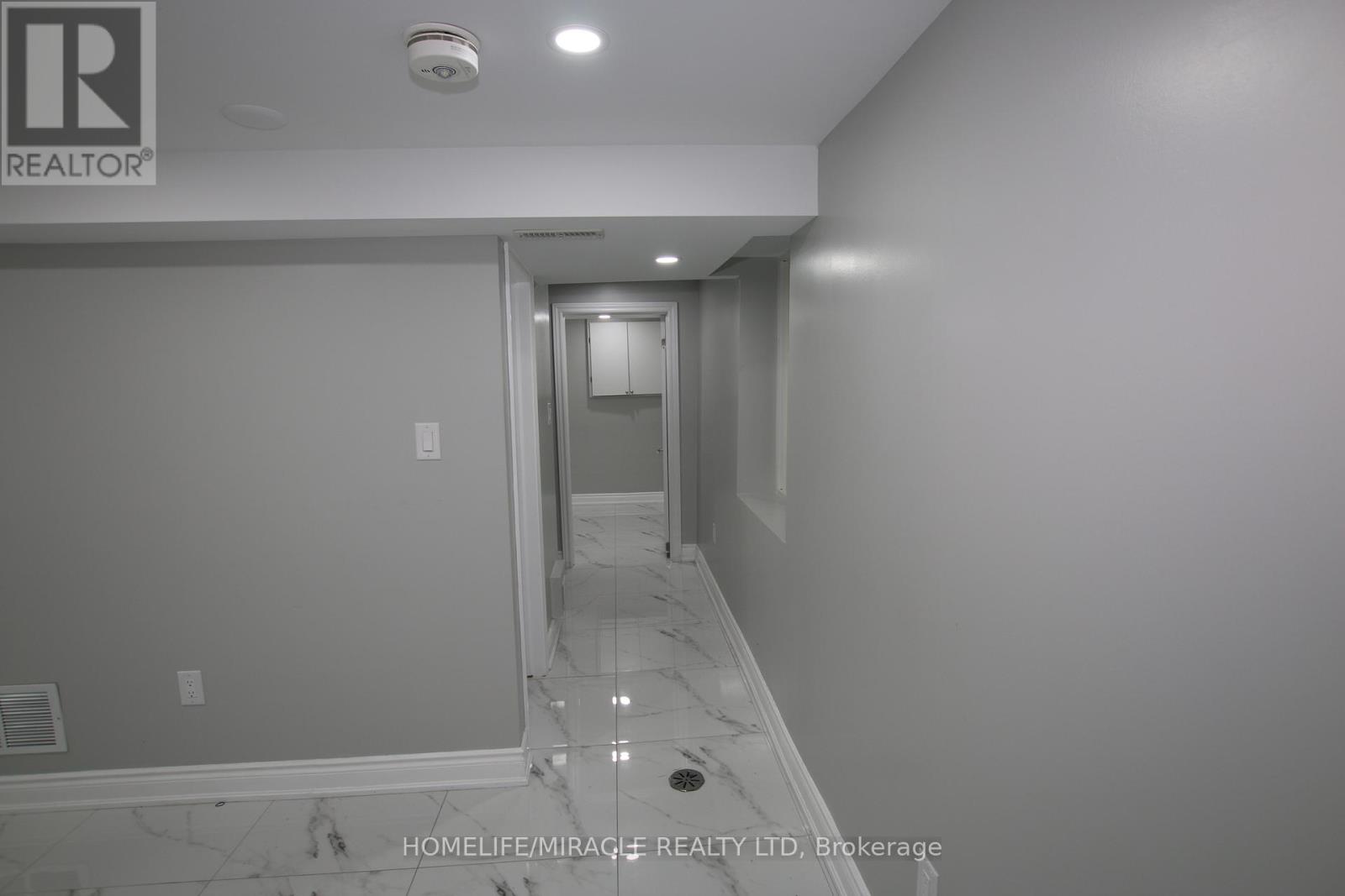 3 Gatsby Square, Brampton, Ontario  L6S 2H4 - Photo 31 - W12395898