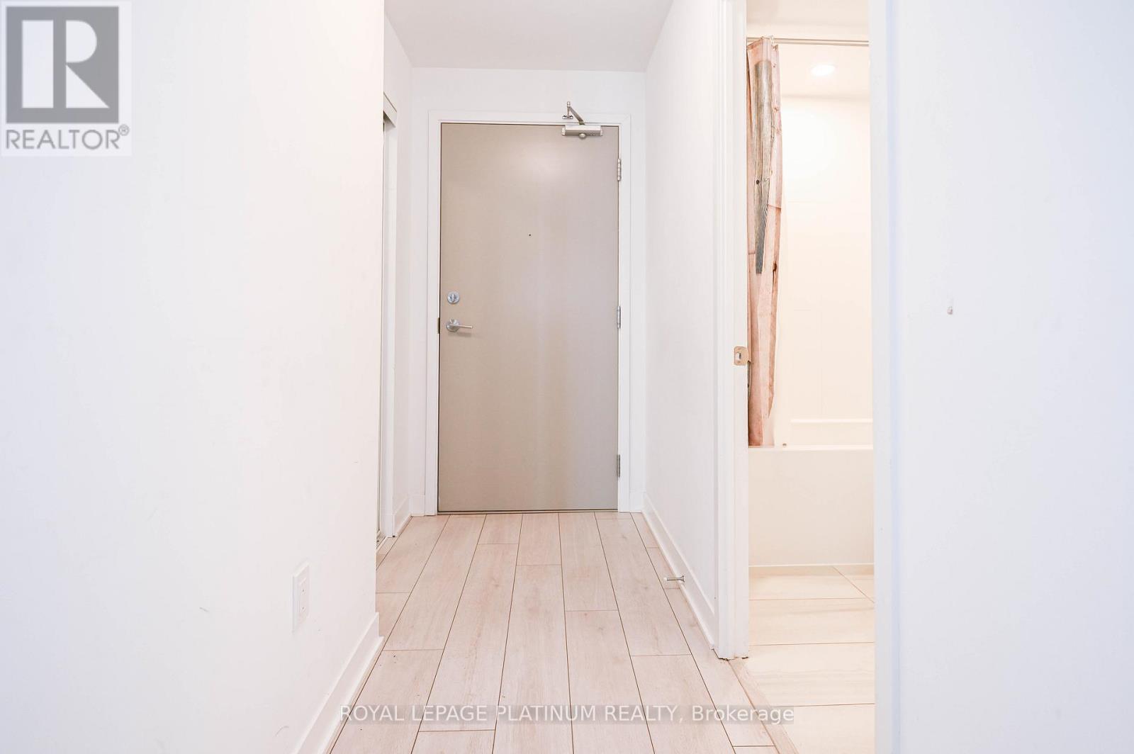 302 - 260 Malta Avenue, Brampton, Ontario  L6Y 6L7 - Photo 10 - W12523552