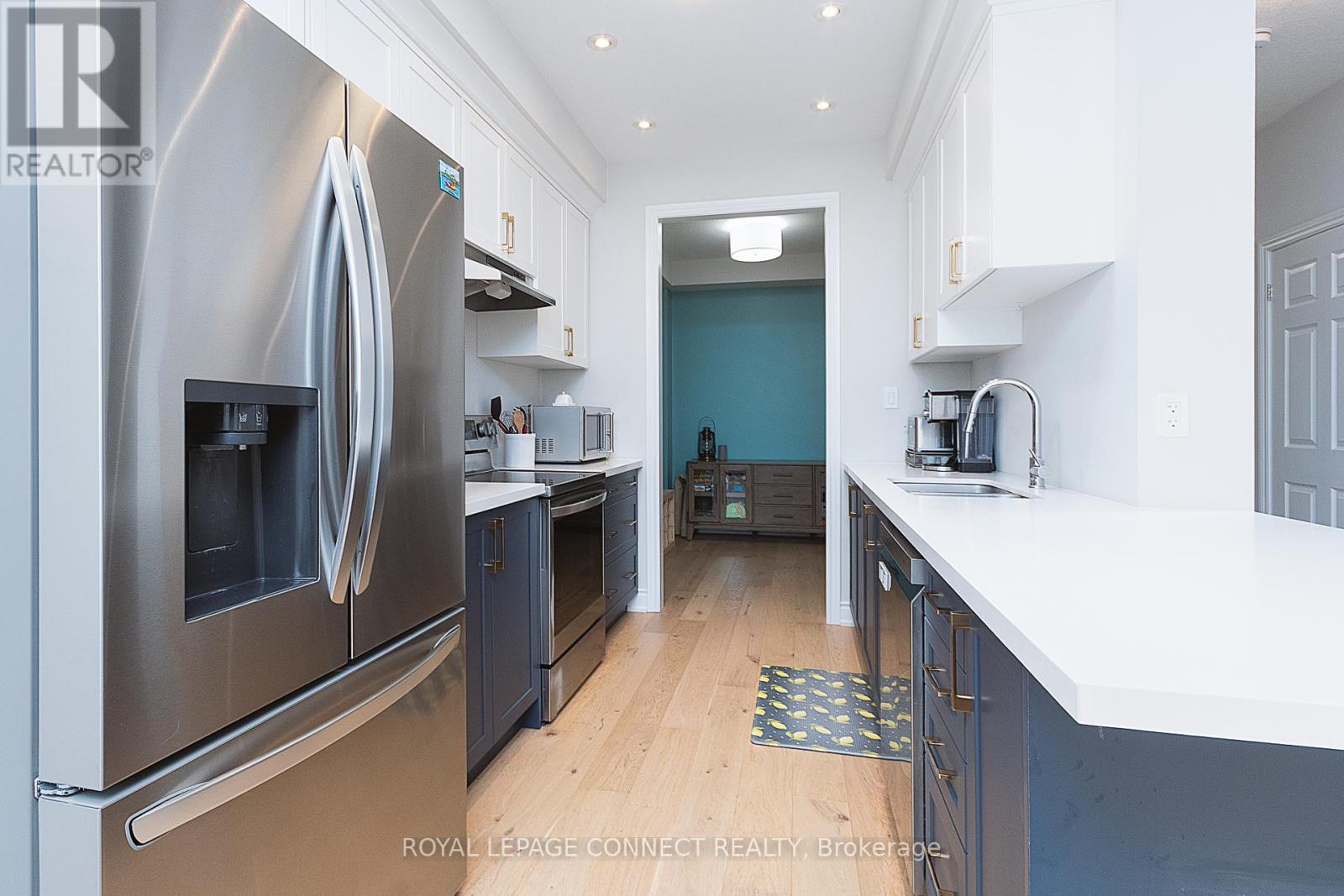 24 Coldbrook Drive, Cavan Monaghan, Ontario  L0A 1G0 - Photo 7 - X12343727