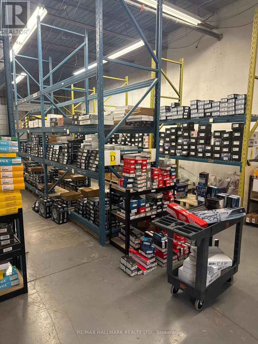 6 - 150 Rivermede Road, Vaughan, Ontario  L4K 3M8 - Photo 5 - N12533208