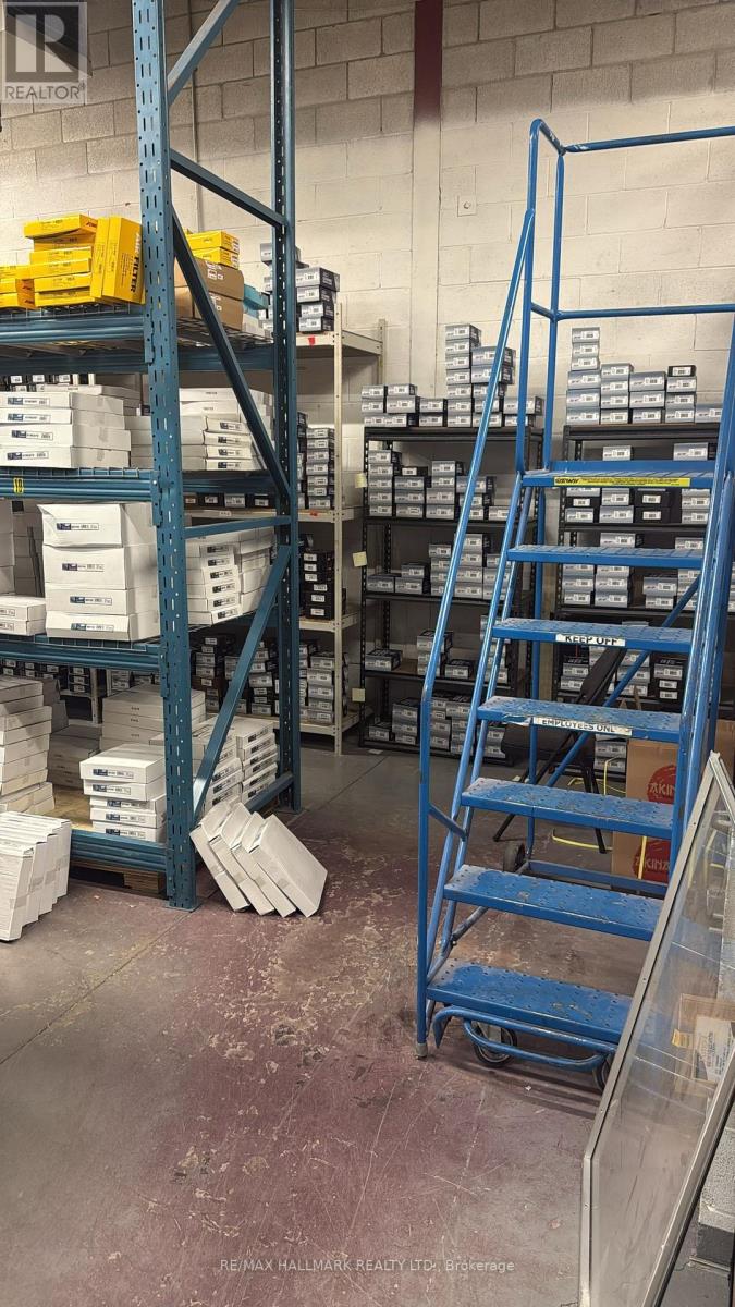 6 - 150 Rivermede Road, Vaughan, Ontario  L4K 3M8 - Photo 7 - N12533208