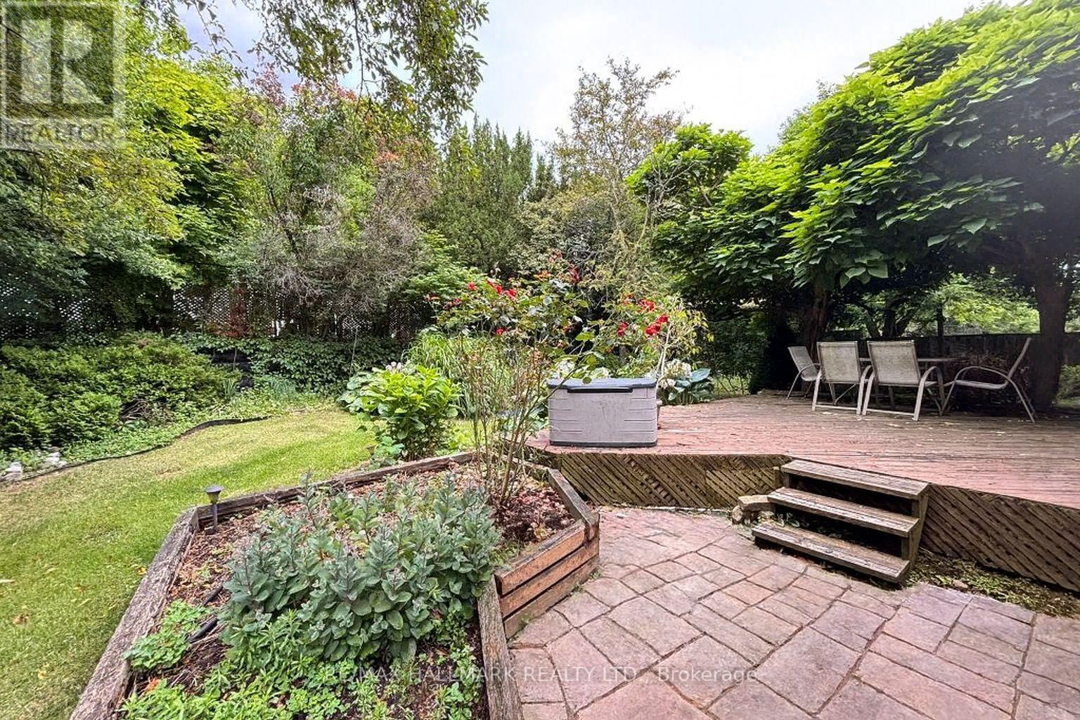 82 Windermere Crescent S, Richmond Hill, Ontario  L4C 6Y9 - Photo 16 - N12533222