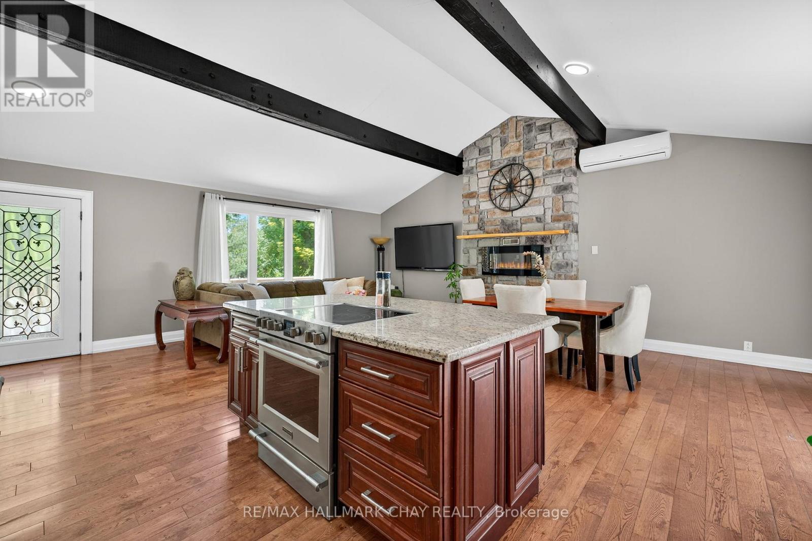 135 Big Bay Point Road, Innisfil, Ontario  L9S 2N3 - Photo 11 - N12533244