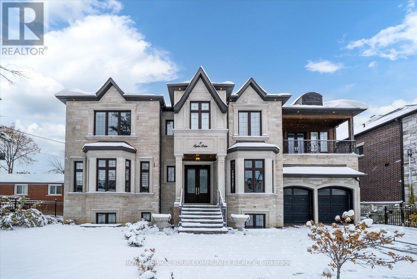 2 POPLAR DRIVE, Richmond Hill, Ontario