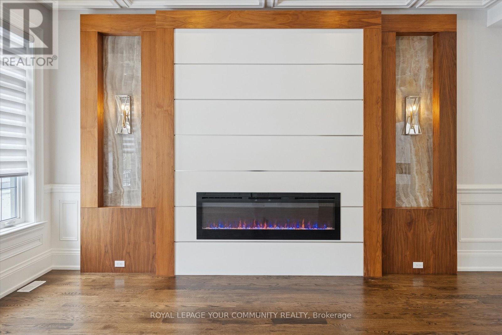 2 Poplar Drive, Richmond Hill, Ontario  L4E 2W5 - Photo 15 - N12533310