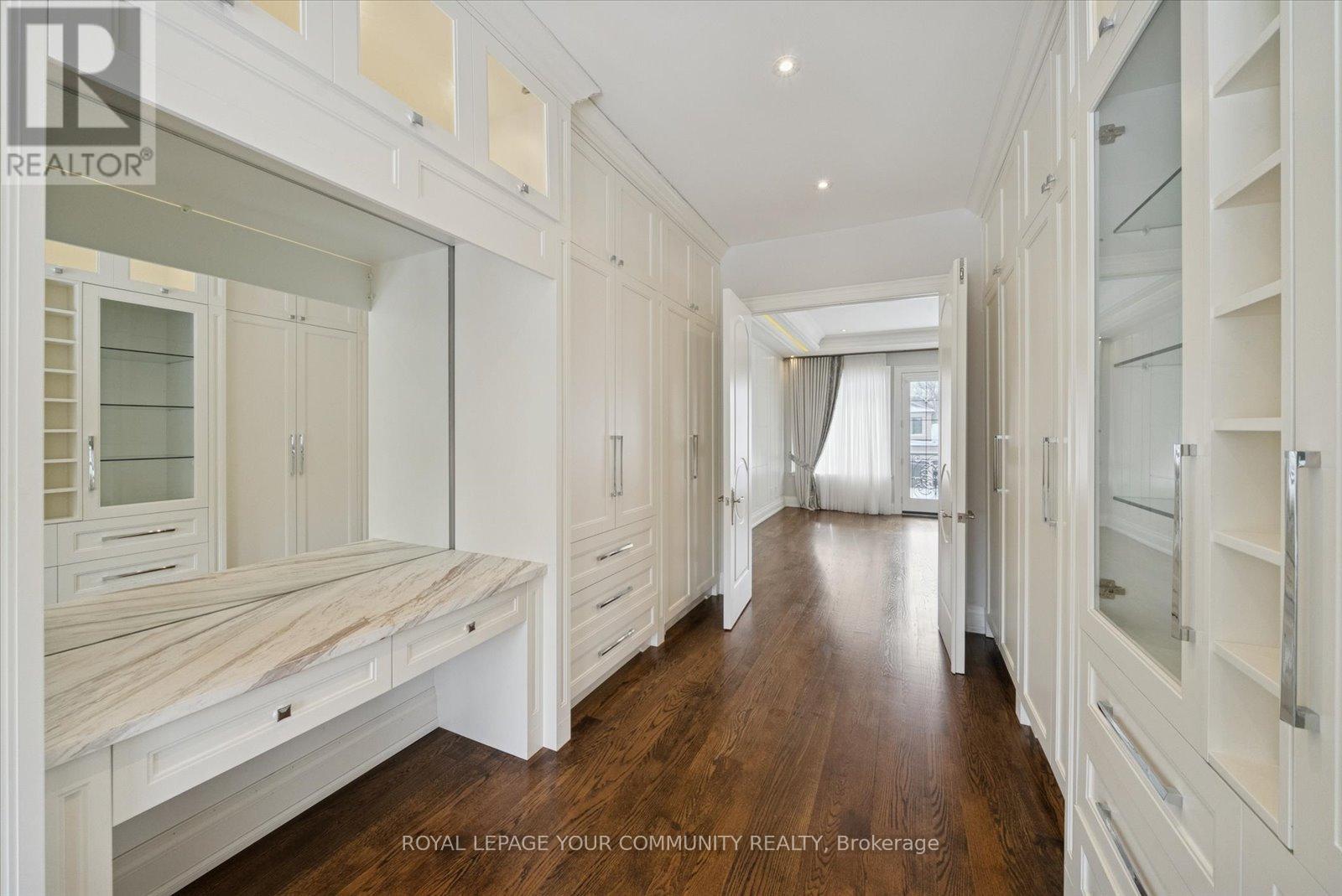 2 Poplar Drive, Richmond Hill, Ontario  L4E 2W5 - Photo 23 - N12533310