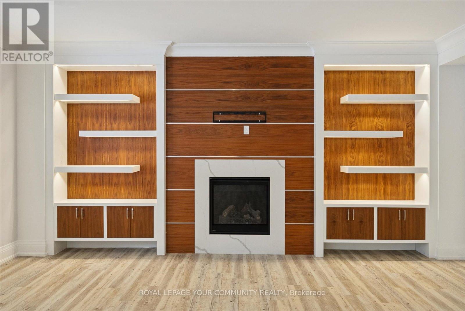 2 Poplar Drive, Richmond Hill, Ontario  L4E 2W5 - Photo 35 - N12533310