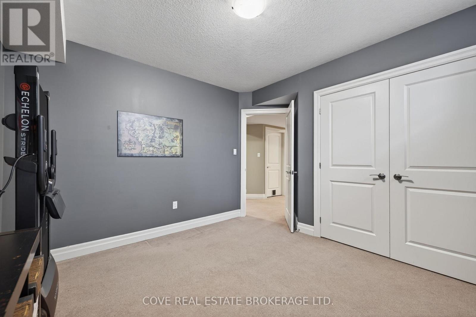 6716 Raleigh Boulevard, London South, Ontario  N6P 0C1 - Photo 39 - X12532746