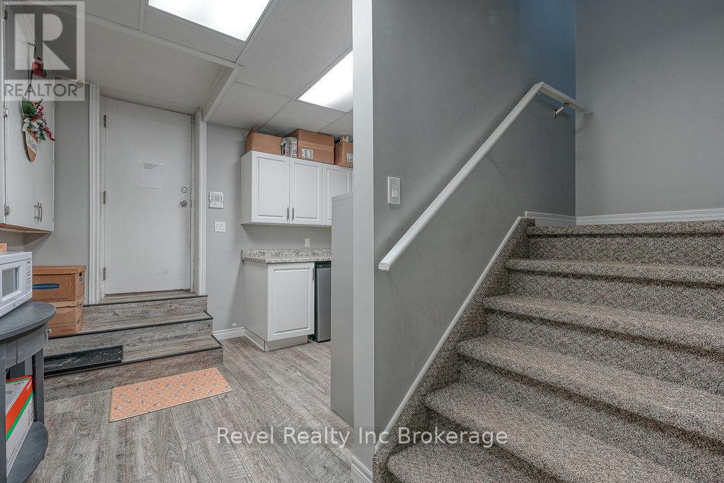 9 King Street W, Ingersoll, Ontario  N5C 2J2 - Photo 13 - X12533536