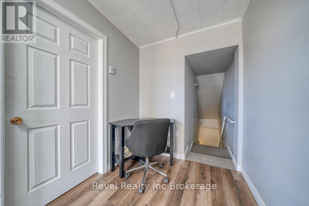 9 King Street W, Ingersoll, Ontario  N5C 2J2 - Photo 17 - X12533536