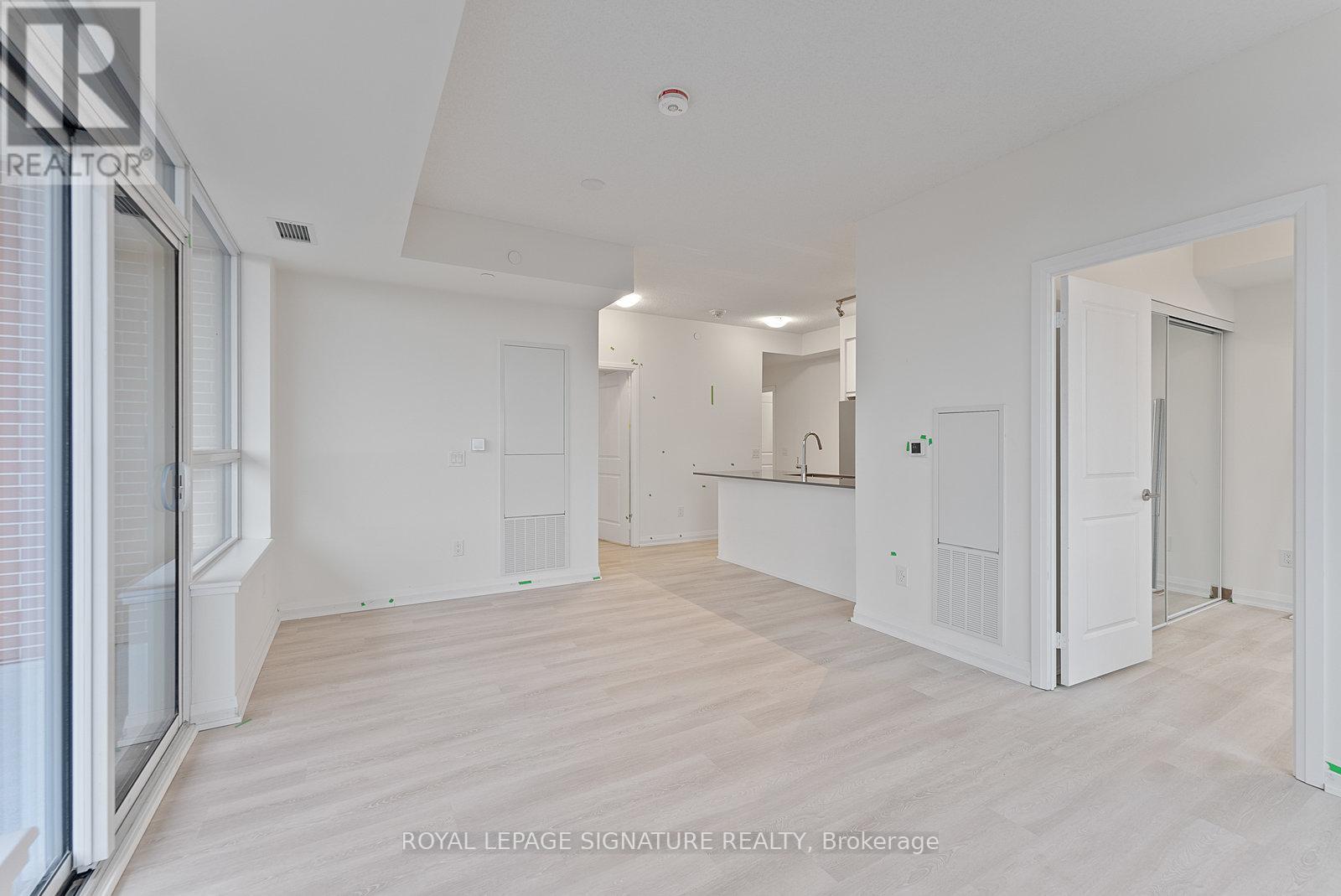 2704 - 3260 Sheppard Avenue E, Toronto, Ontario  M1T 0B5 - Photo 9 - E12533002