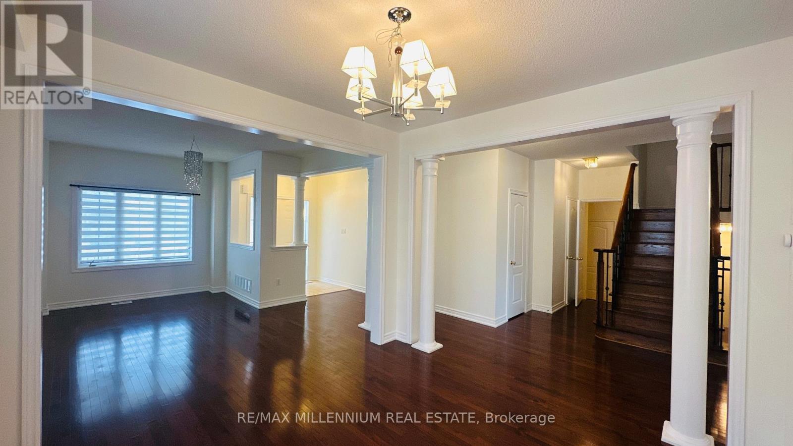 365 Peter Rupert Avenue, Vaughan, Ontario  L6A 4N8 - Photo 3 - N12532354