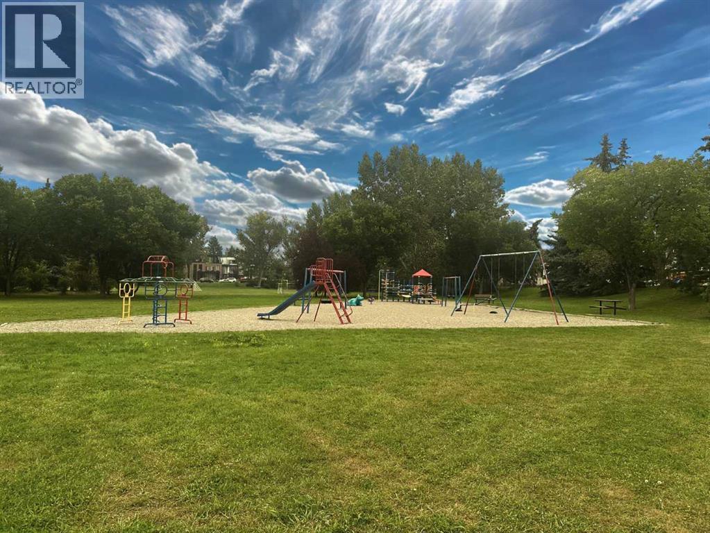 2313 Richmond Road Sw, Calgary, Alberta  T2T 5E3 - Photo 10 - A2204360