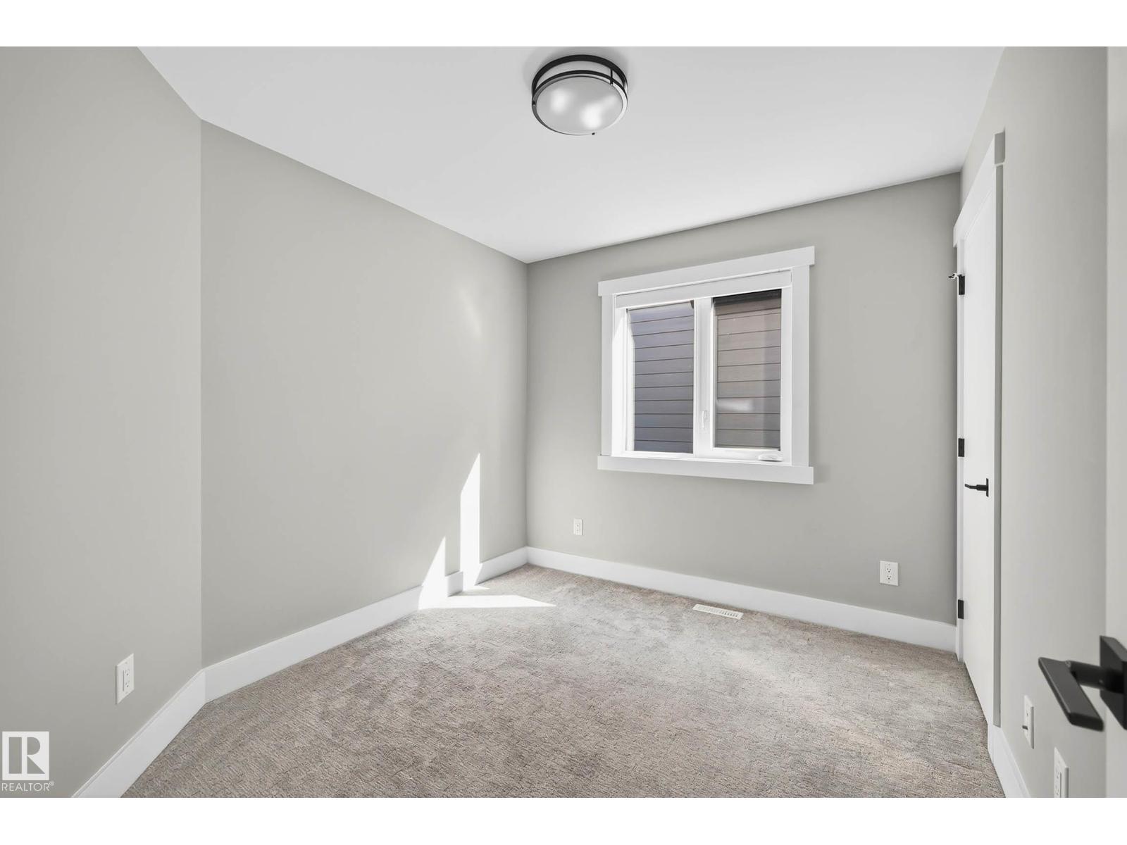 8805 Strathearn Dr Nw, Edmonton, Alberta  T6C 4C8 - Photo 15 - E4464158