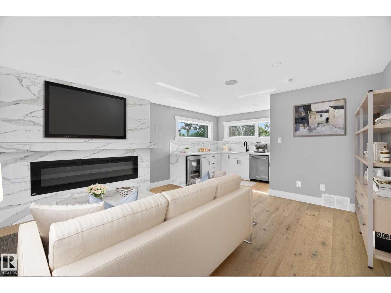 8805 Strathearn Dr Nw, Edmonton, Alberta  T6C 4C8 - Photo 21 - E4464158