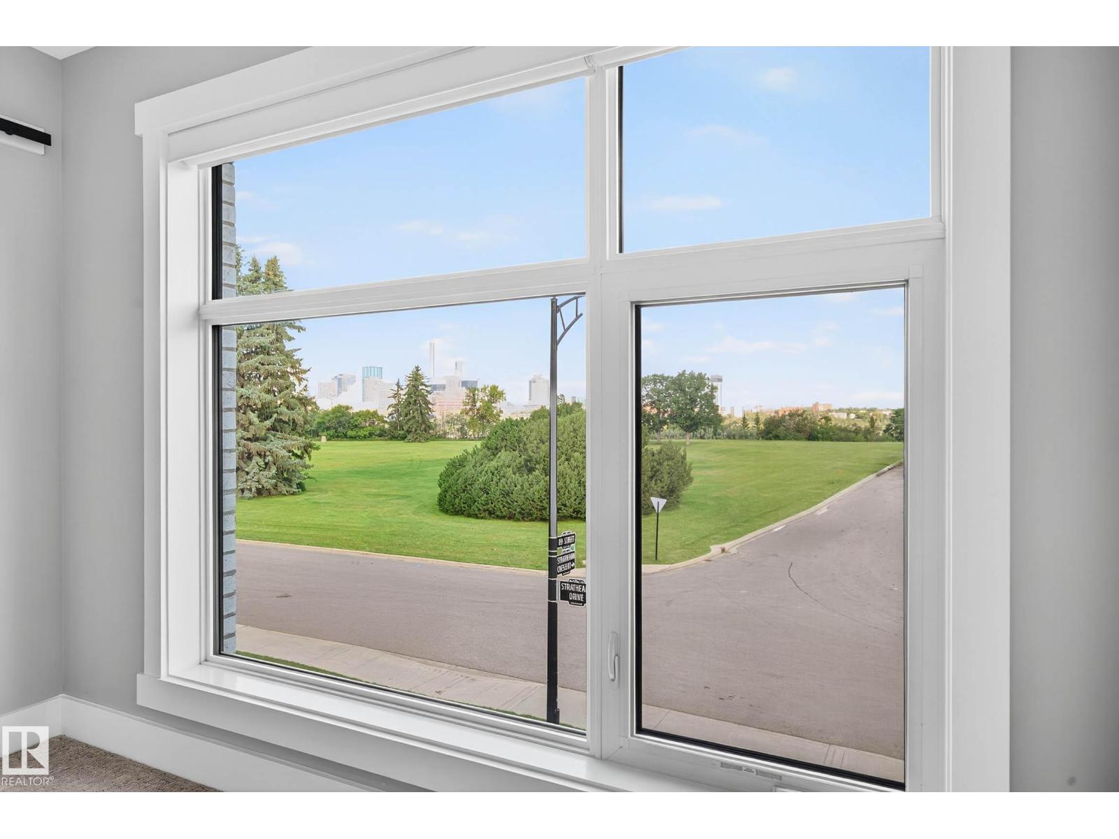 8805 Strathearn Dr Nw, Edmonton, Alberta  T6C 4C8 - Photo 13 - E4464158