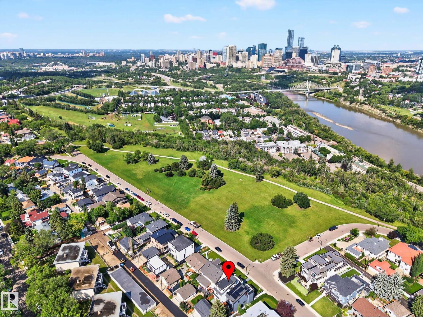 8805 Strathearn Dr Nw, Edmonton, Alberta  T6C 4C8 - Photo 39 - E4464158