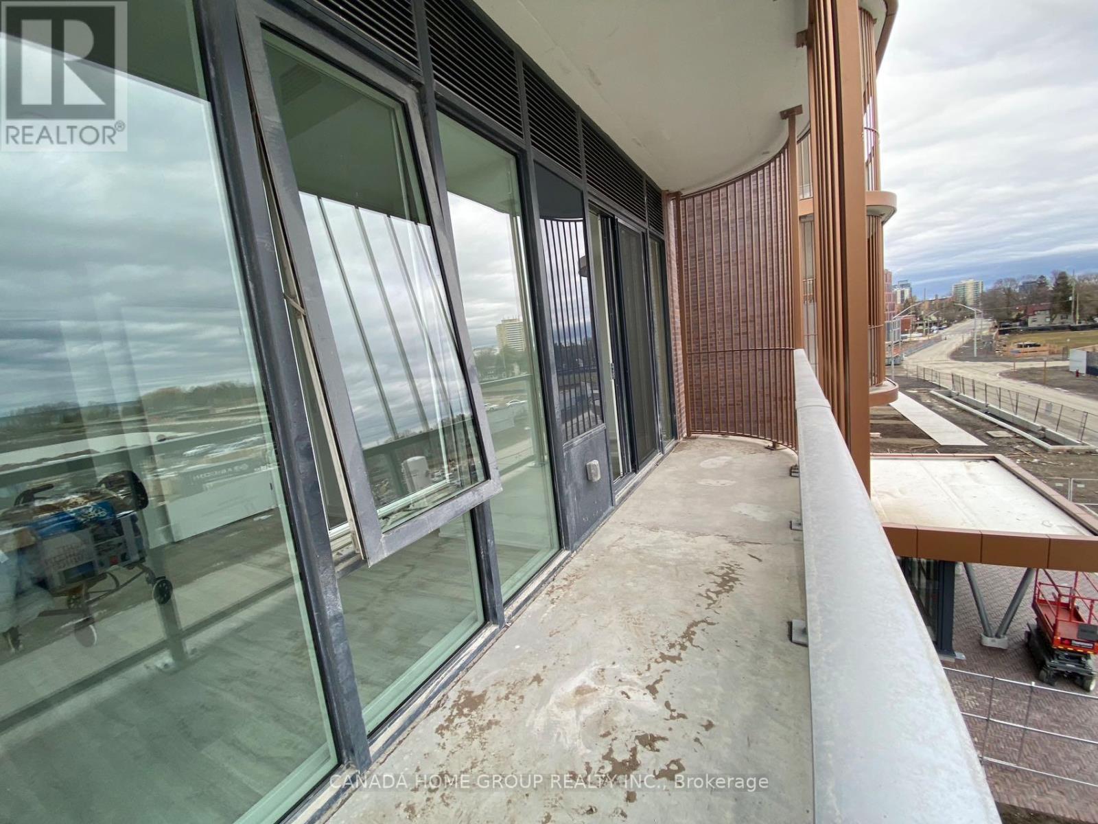 316 - 220 Missinnihe Way, Mississauga, Ontario  L5H 0A9 - Photo 10 - W12533224