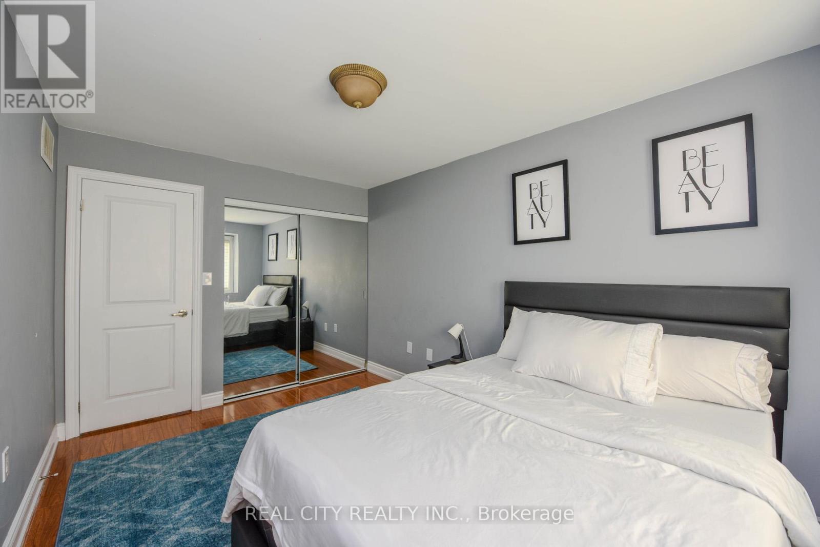 7020 Black Walnut Trail, Mississauga, Ontario  L5N 7N7 - Photo 29 - W12533226