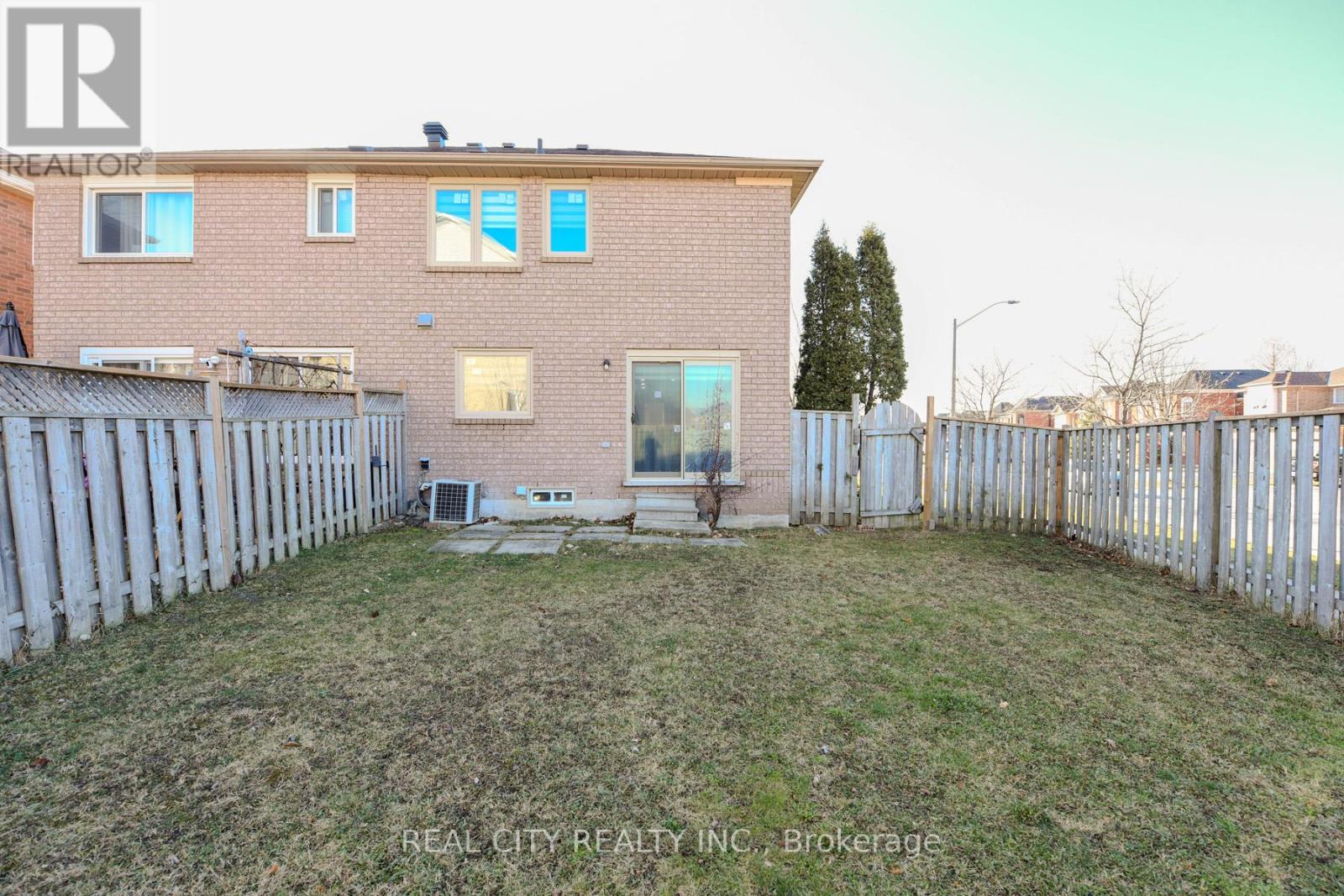 7020 Black Walnut Trail, Mississauga, Ontario  L5N 7N7 - Photo 47 - W12533226