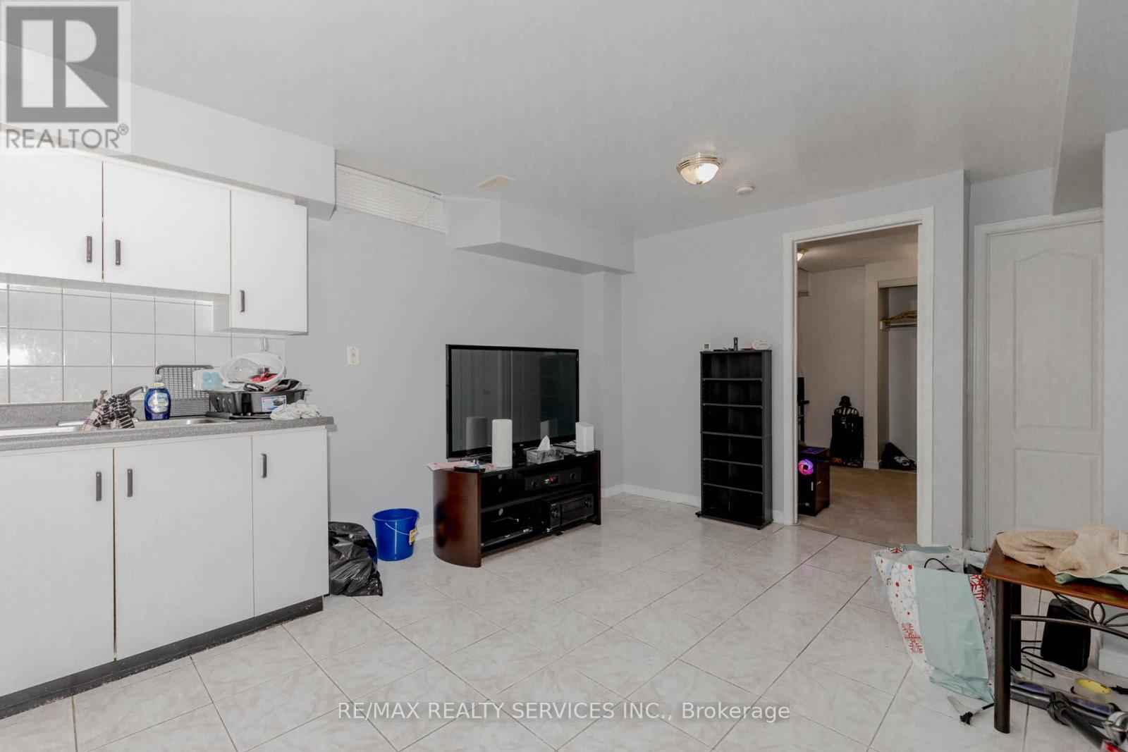 106 Narrow Valley Crescent, Brampton, Ontario  L6R 2M6 - Photo 38 - W12533228