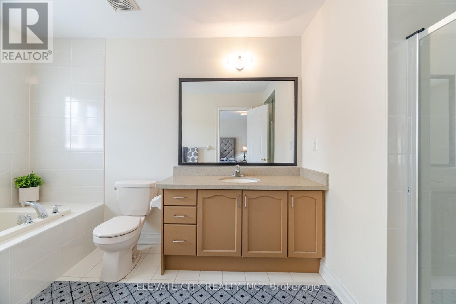 5576 Ethan Drive, Mississauga, Ontario  L5M 0W1 - Photo 13 - W12533234