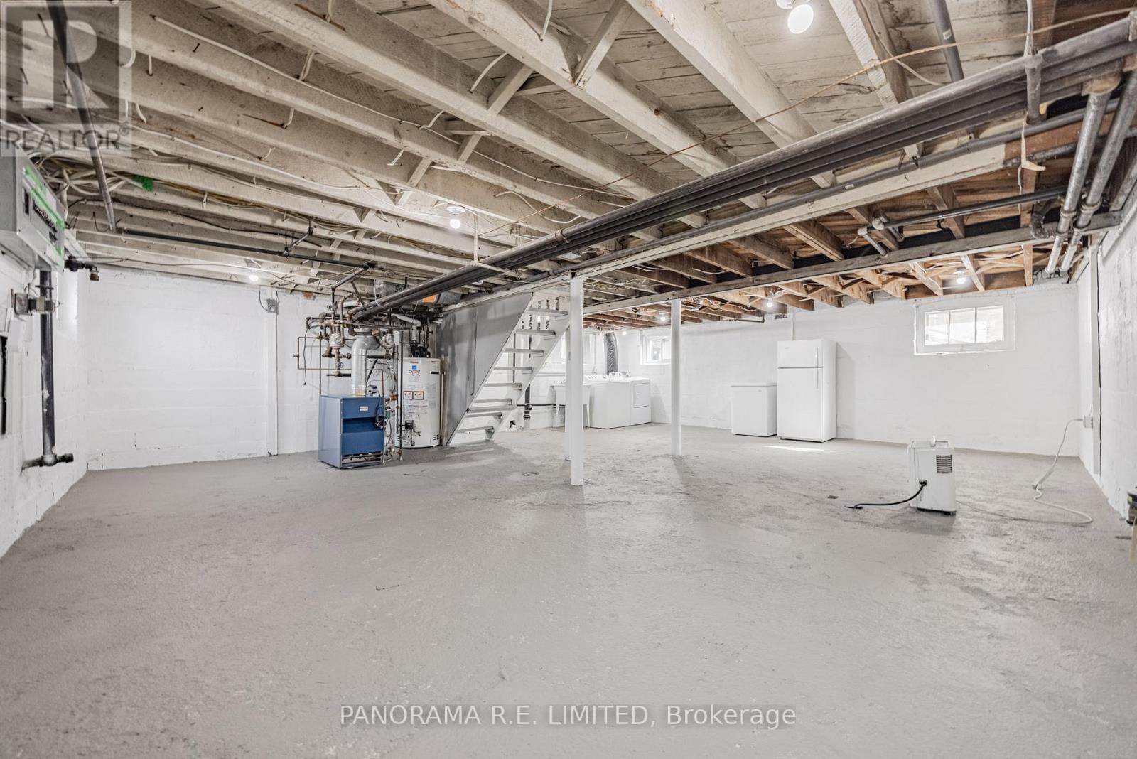 134 Rockwell Avenue, Toronto, Ontario  M6N 1P2 - Photo 22 - W12533248