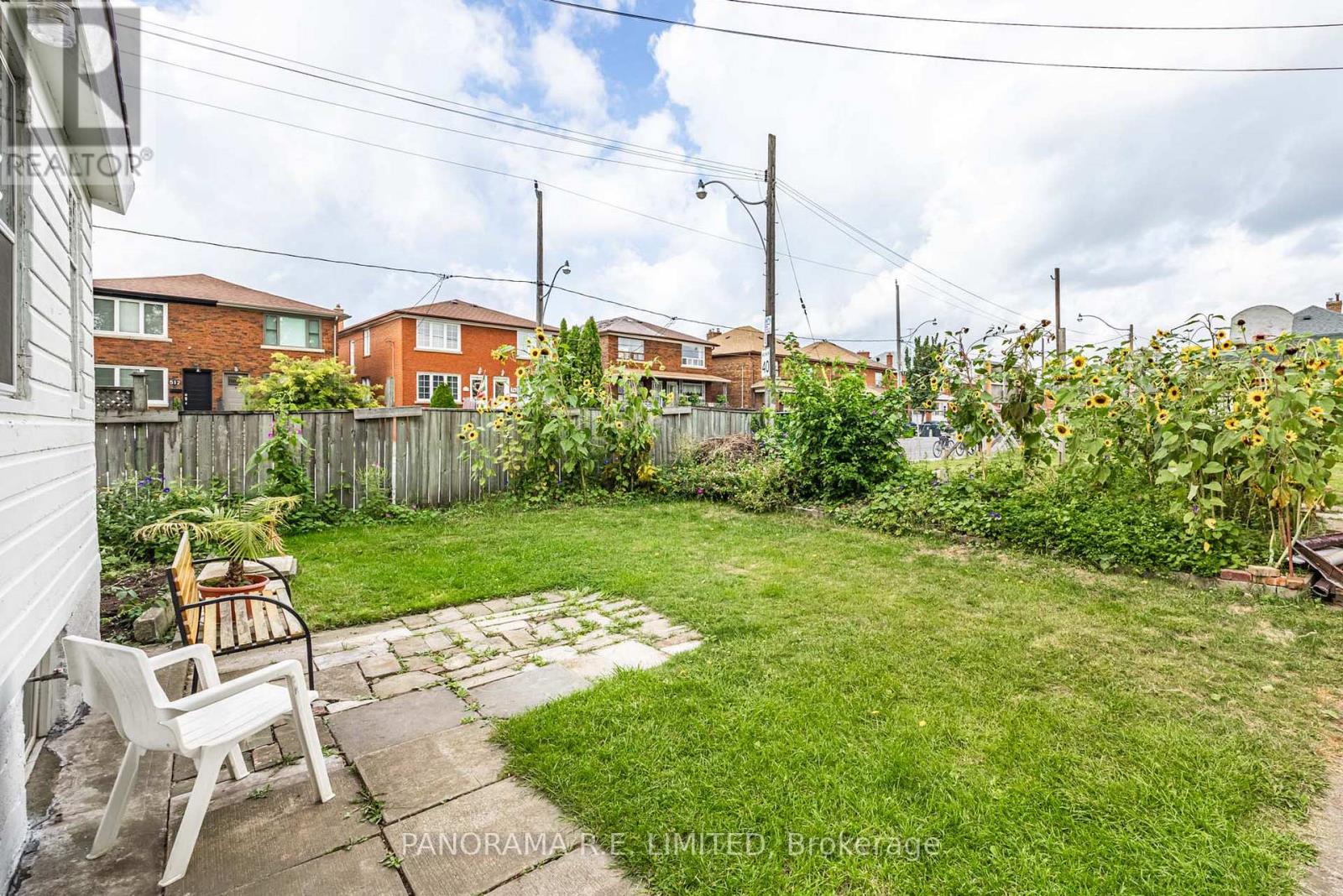 134 Rockwell Avenue, Toronto, Ontario  M6N 1P2 - Photo 25 - W12533248