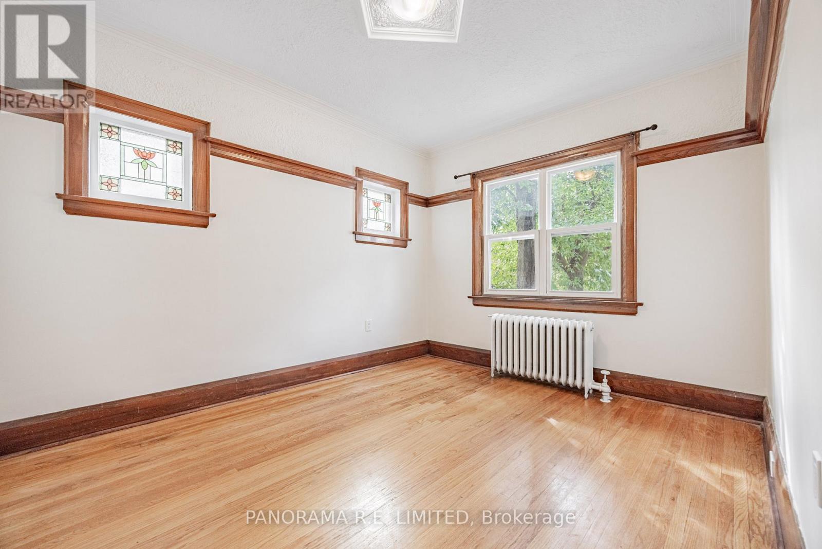 134 Rockwell Avenue, Toronto, Ontario  M6N 1P2 - Photo 5 - W12533248