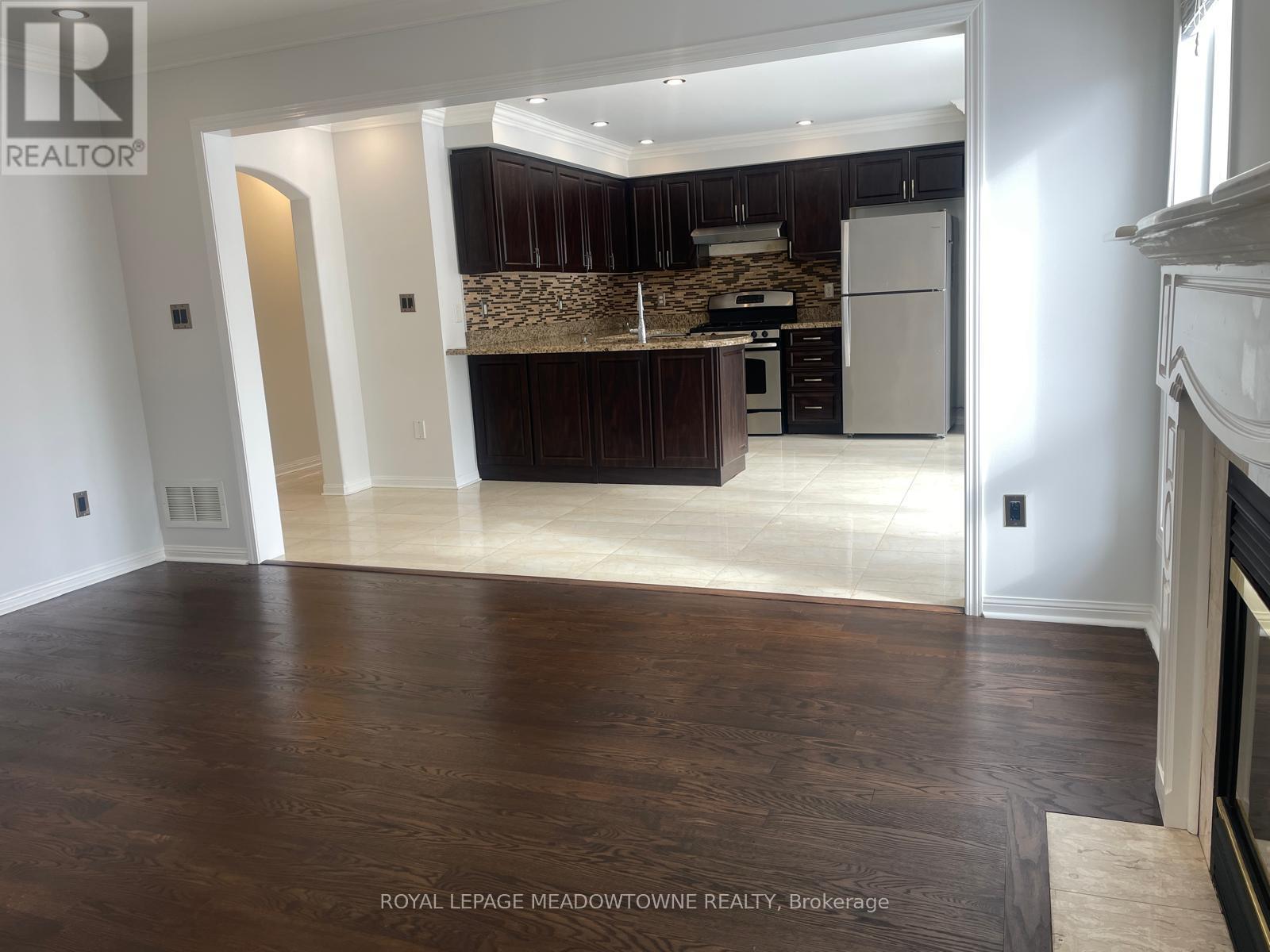 1322 Clark Boulevard, Milton, Ontario  L9T 6L4 - Photo 13 - W12533302