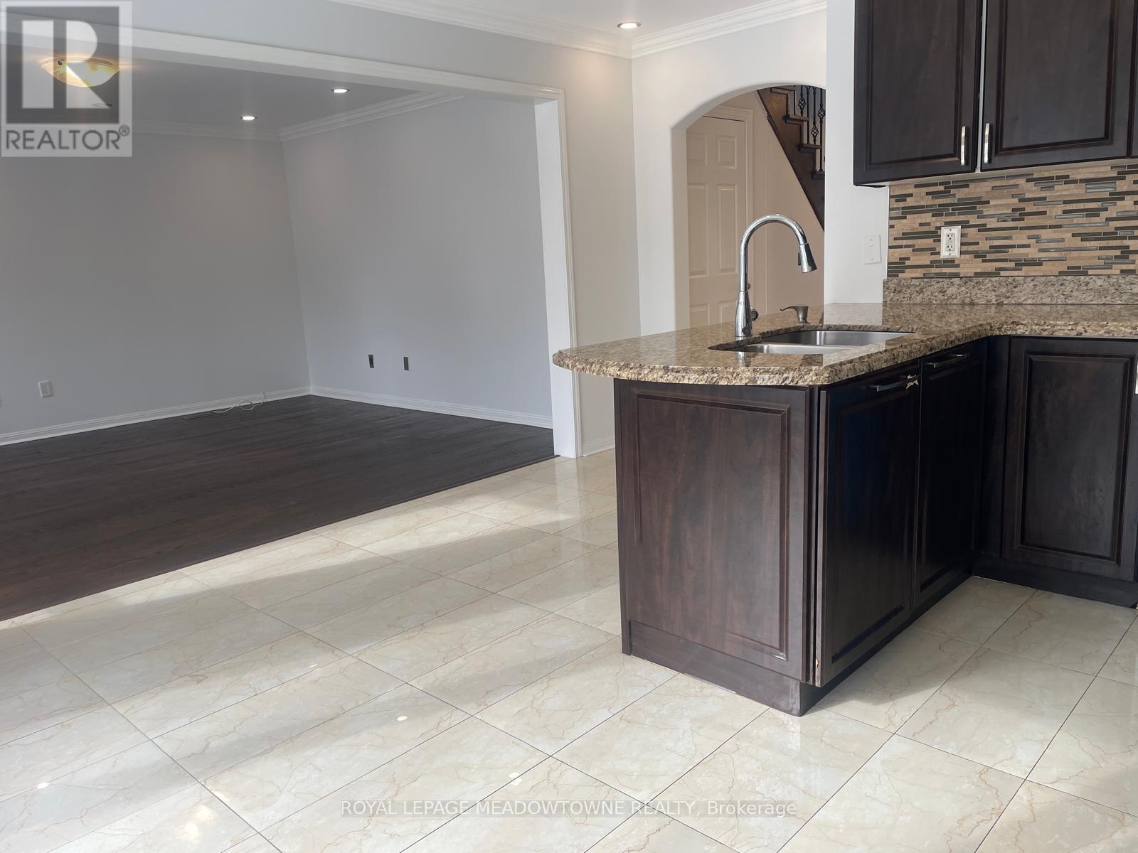 1322 Clark Boulevard, Milton, Ontario  L9T 6L4 - Photo 14 - W12533302