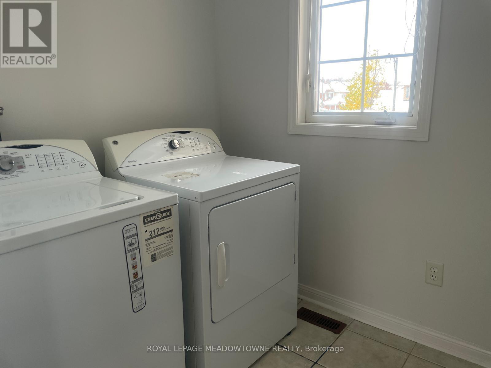 1322 Clark Boulevard, Milton, Ontario  L9T 6L4 - Photo 28 - W12533302