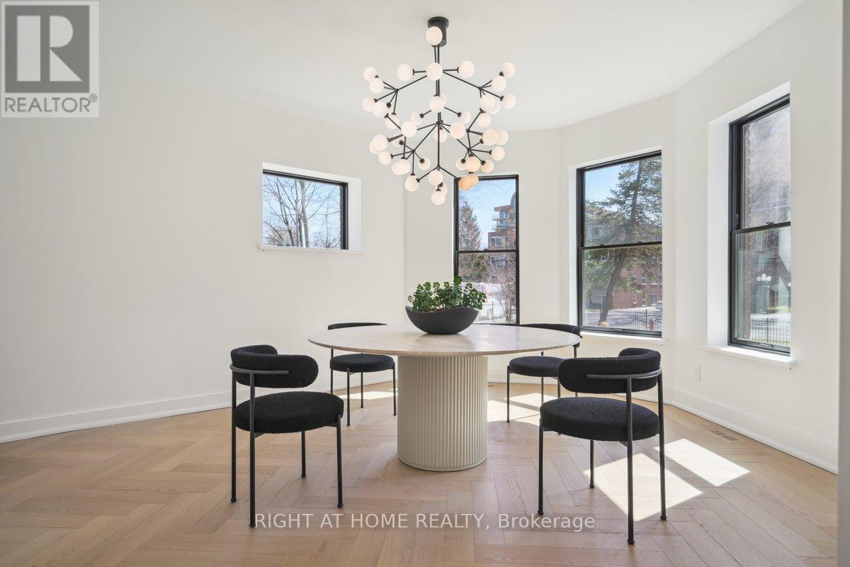 2187 Lakeshore Road, Burlington, Ontario  L7R 1A5 - Photo 11 - W12452263