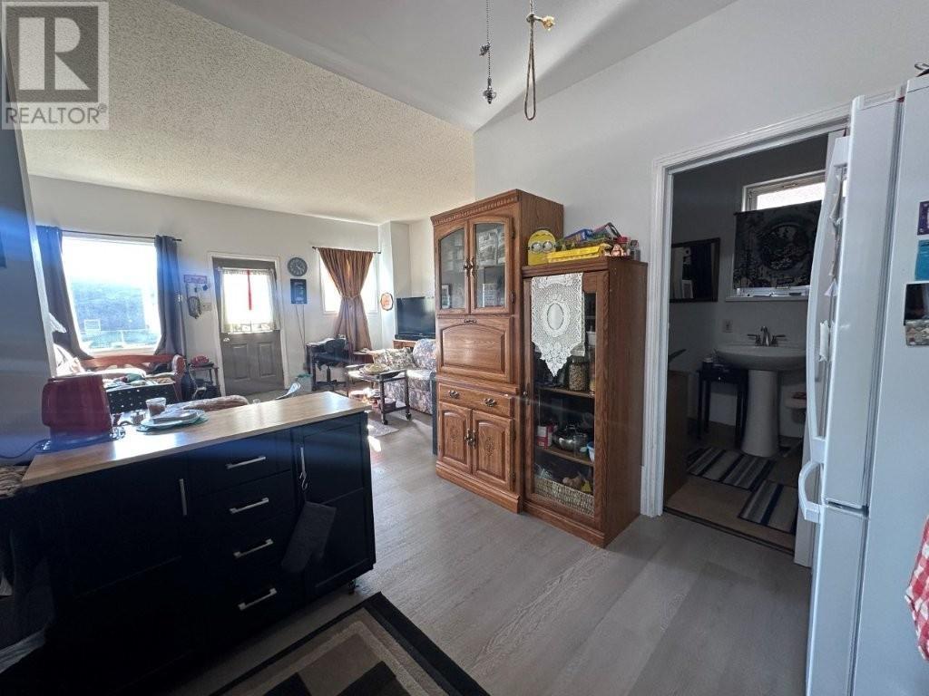 129 Robertson Street, Thunder Bay, Ontario  P7C 2N6 - Photo 17 - TB253379