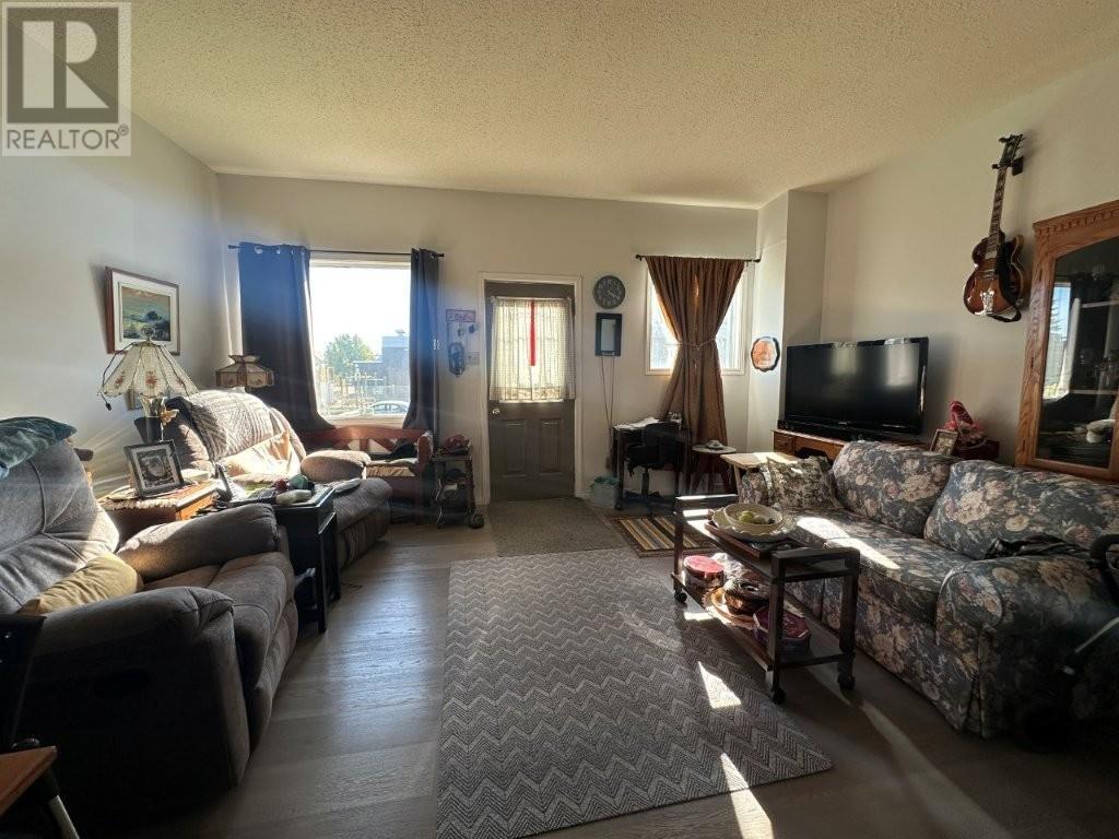 129 Robertson Street, Thunder Bay, Ontario  P7C 2N6 - Photo 5 - TB253379