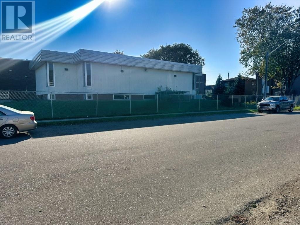 129 Robertson Street, Thunder Bay, Ontario  P7C 2N6 - Photo 47 - TB253379