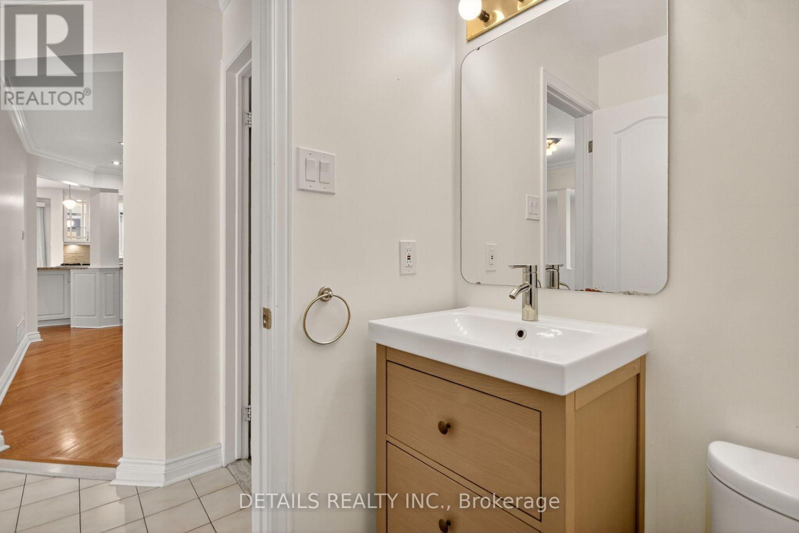 41 Weslock Way, Ottawa, Ontario  K2K 2K5 - Photo 11 - X12533338