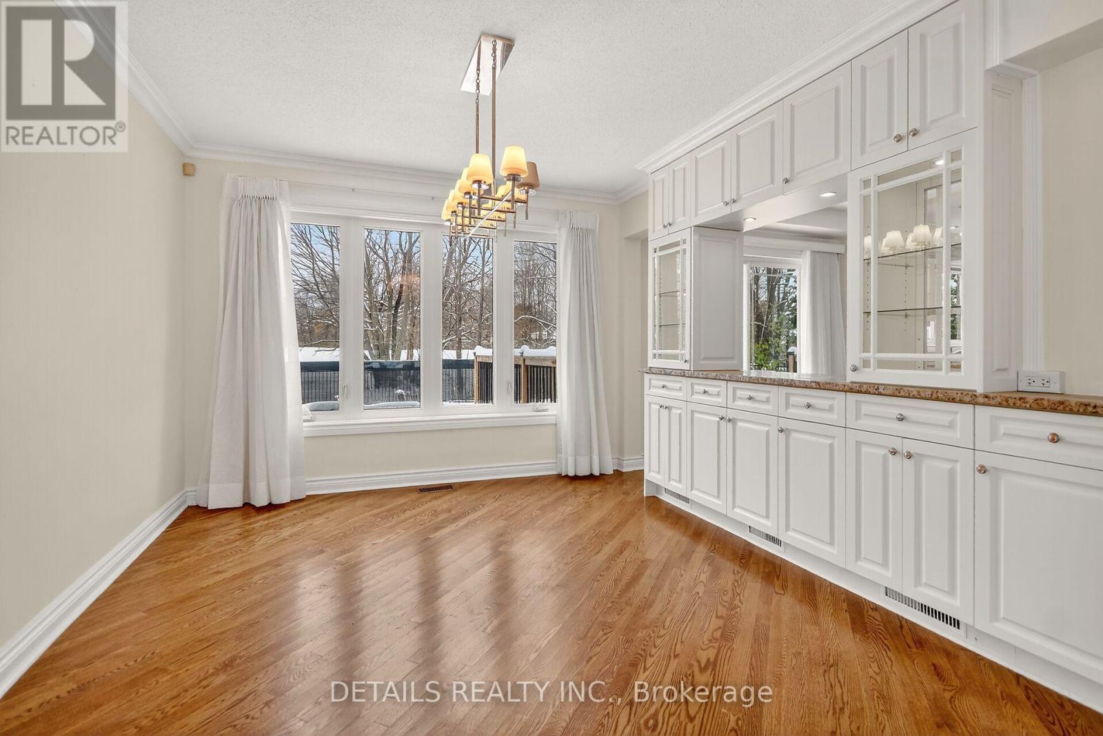 41 Weslock Way, Ottawa, Ontario  K2K 2K5 - Photo 20 - X12533338