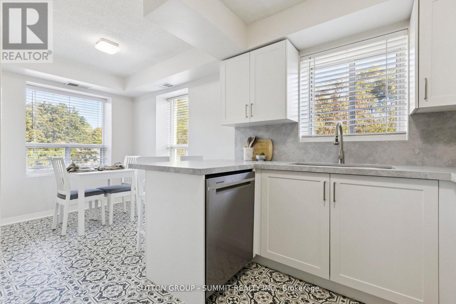 401 - 281 Bristol Street, Guelph, Ontario  N1H 8J3 - Photo 18 - X12533240