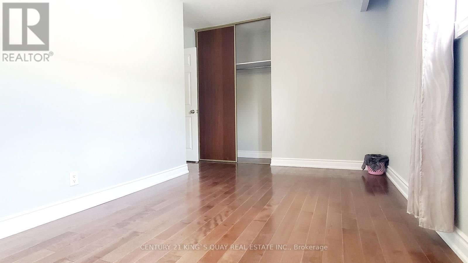 136 Valdor Drive, Toronto, Ontario  M1V 1R5 - Photo 14 - E12533078