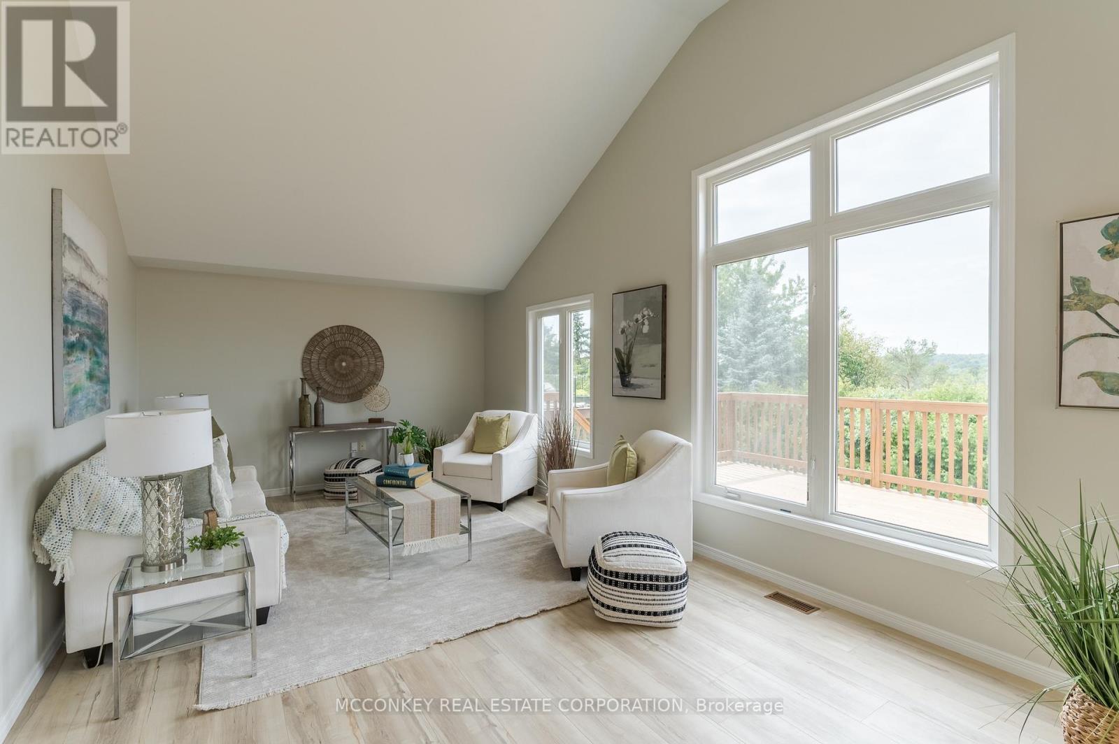 1563 Scollard Crescent, Peterborough, Ontario  K9H 0A8 - Photo 14 - X12399412