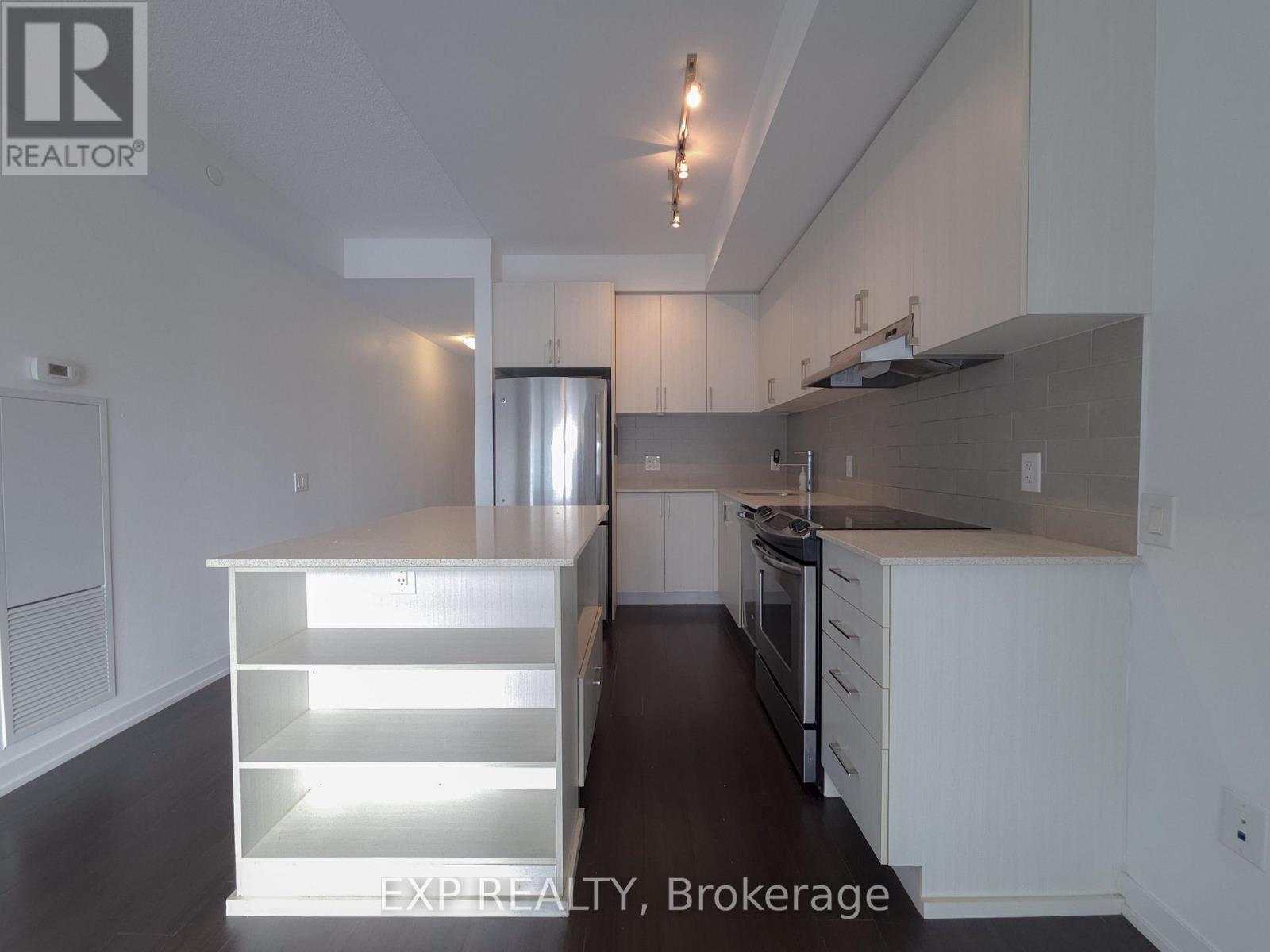 1909 - 2560 Eglinton Avenue W, Mississauga, Ontario  L5M 0Y3 - Photo 9 - W12532868