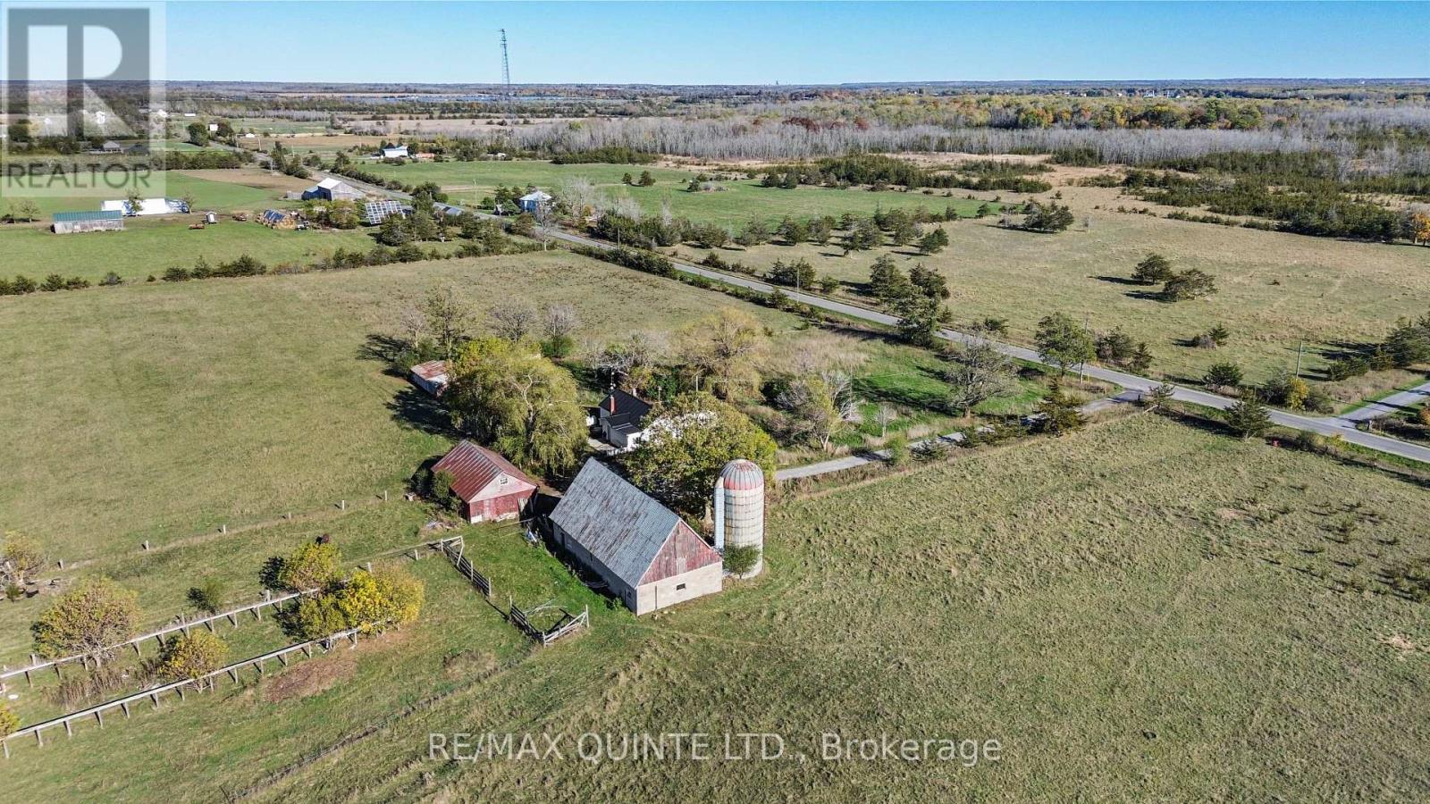 199 Jericho Road, Prince Edward County, Ontario  K0K 1W0 - Photo 4 - X12532922