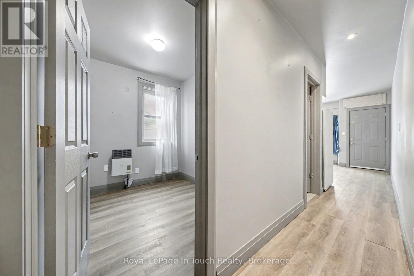 A - 7 Robert Street W, Penetanguishene, Ontario  L9M 1T9 - Photo 12 - S12533434