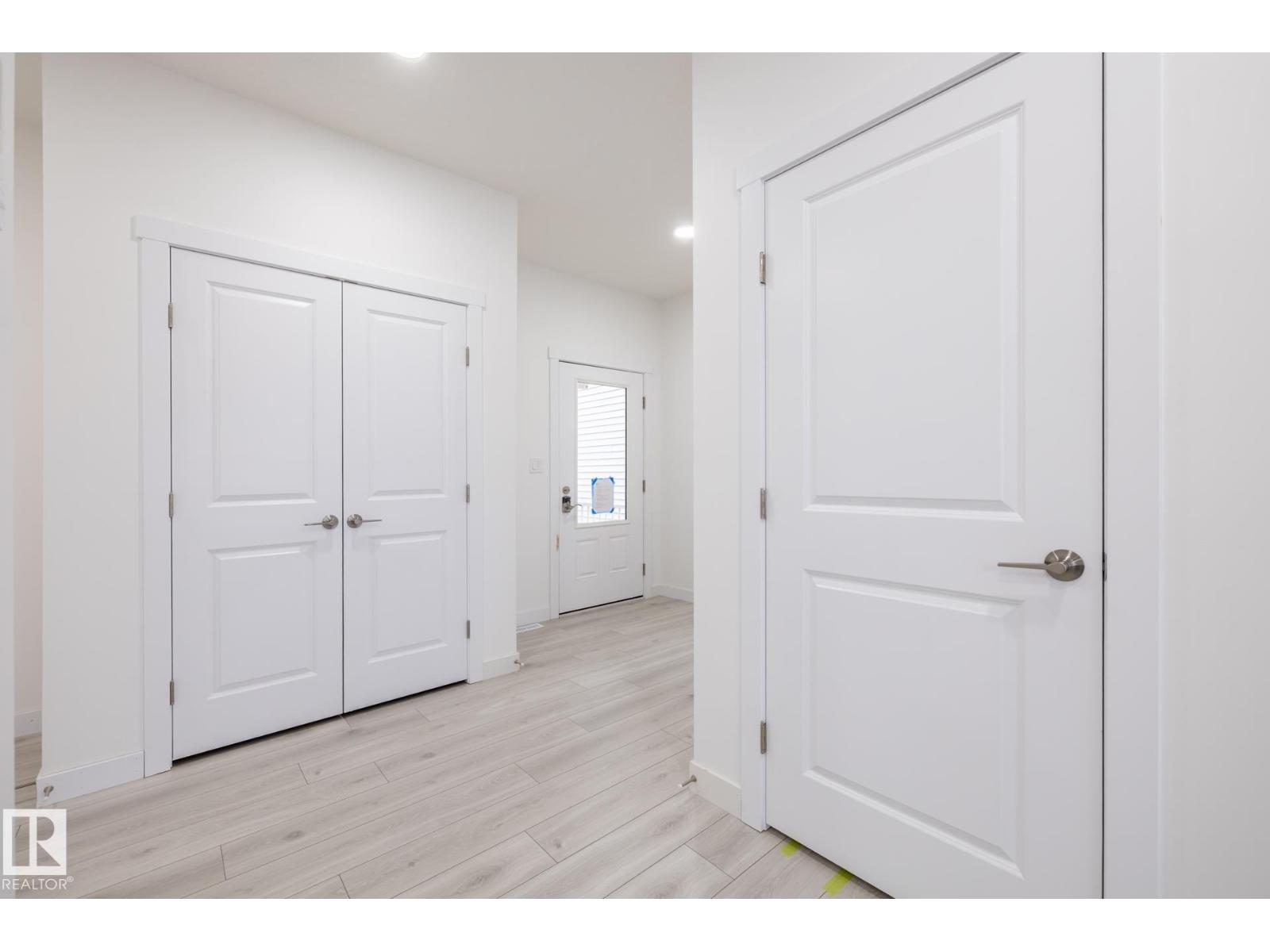 2411 189 St Nw, Edmonton, Alberta  T6M 3H9 - Photo 2 - E4452004