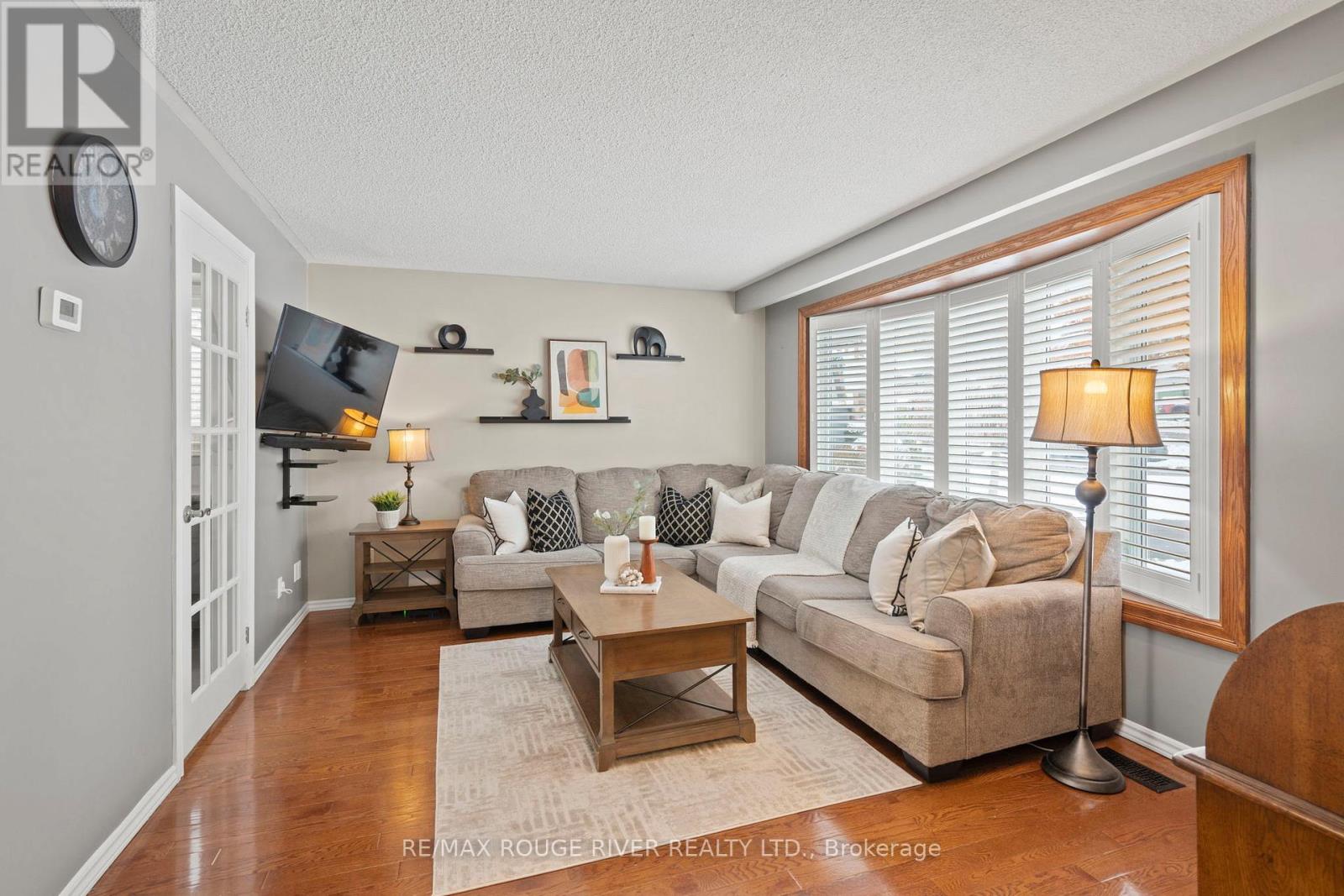 628 Beechwood Street, Oshawa, Ontario  L1G 2R9 - Photo 5 - E12533522