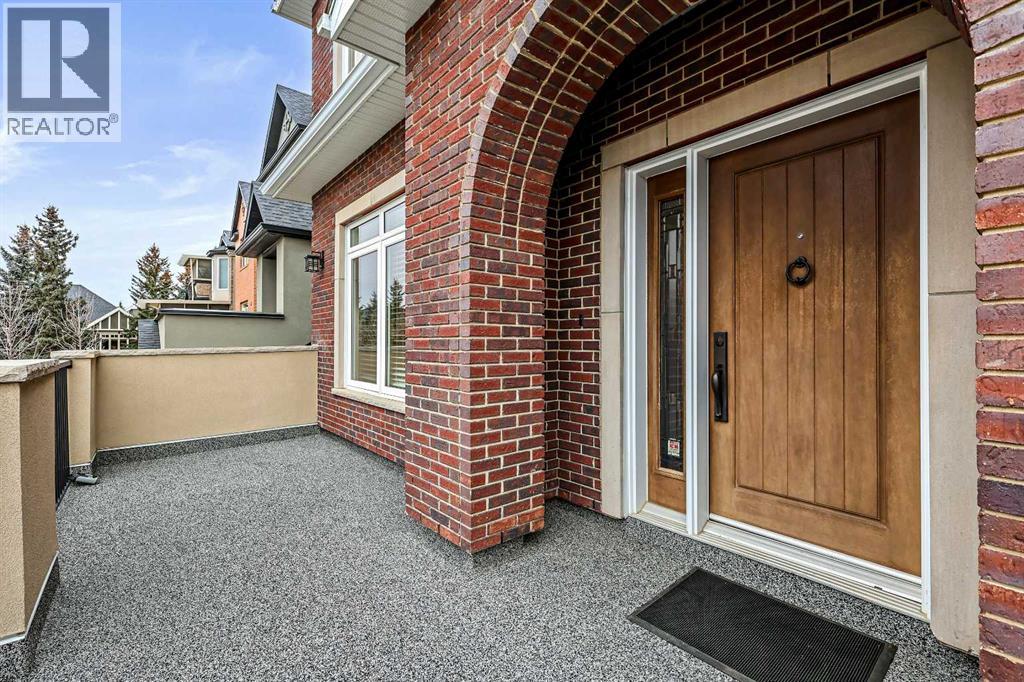 52 Aspen Meadows Green Sw, Calgary, Alberta  T3H 5J9 - Photo 3 - A2268792