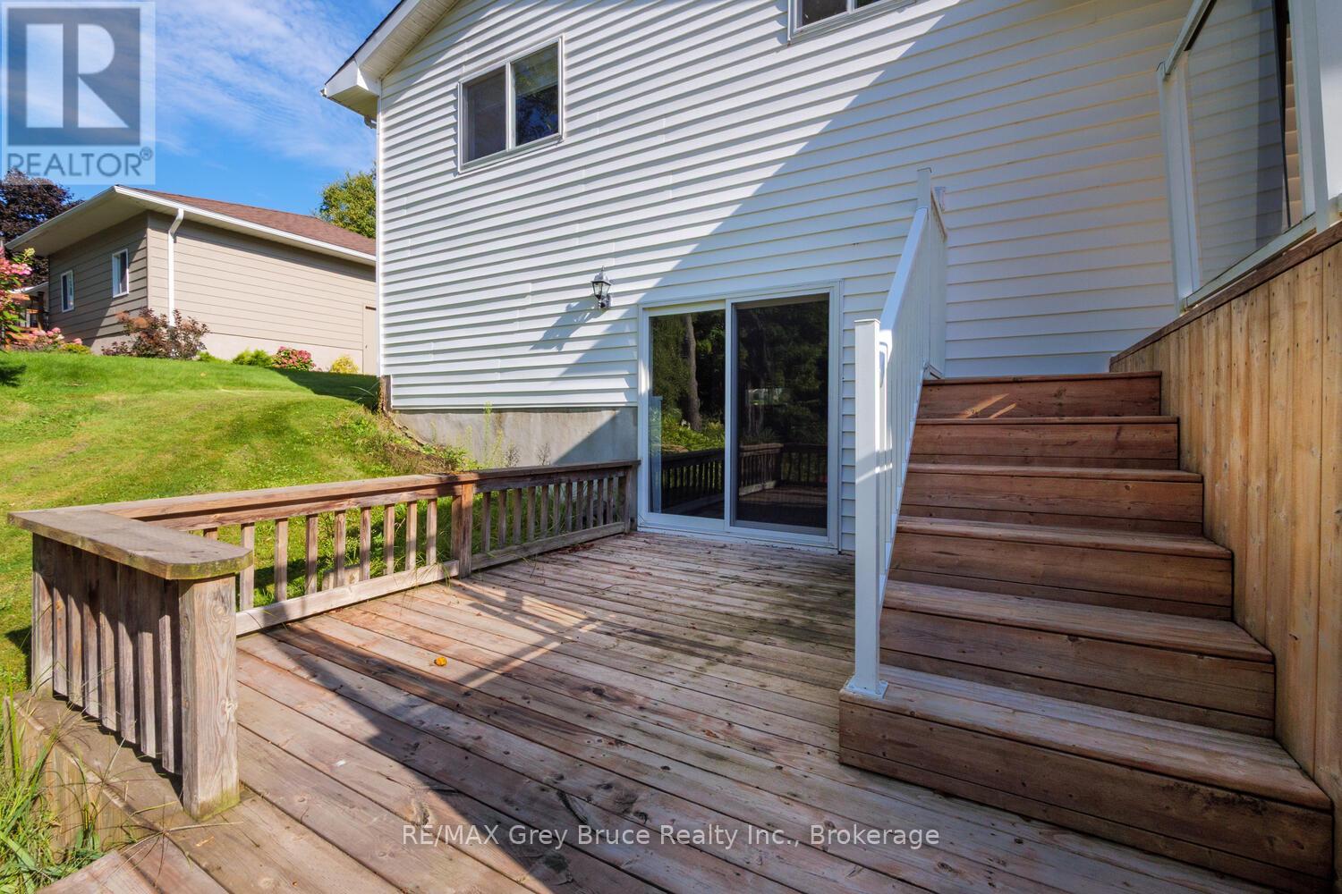 699 20th Street W, Owen Sound, Ontario  N4K 4E1 - Photo 23 - X12533340